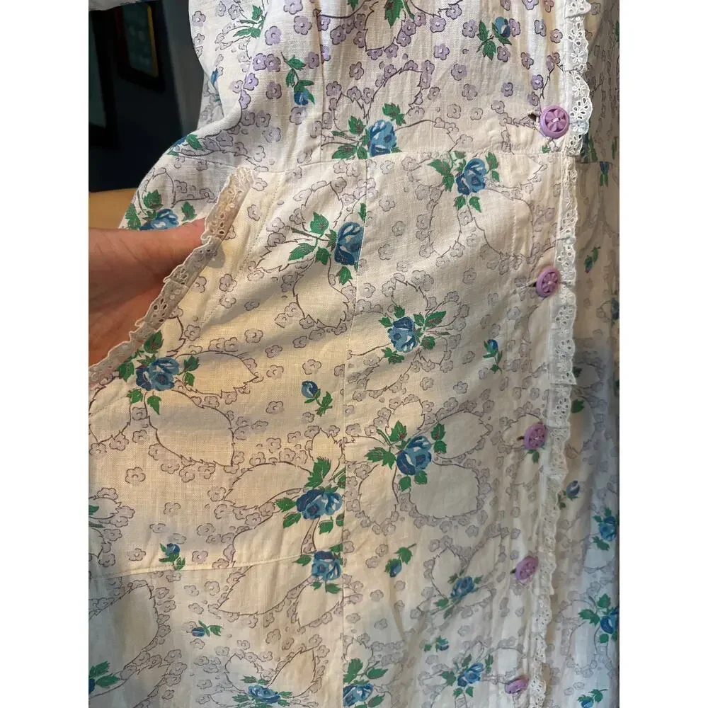 1950s Handmade Floral Day Dress Blue Rose Eyelet Trim Medium